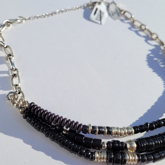 NWT Free People Oceanfront layered necklace in Black - Picture 4 of 5